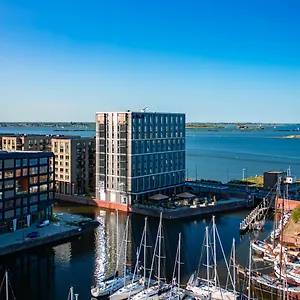 **** Otel Four Elements Hollanda